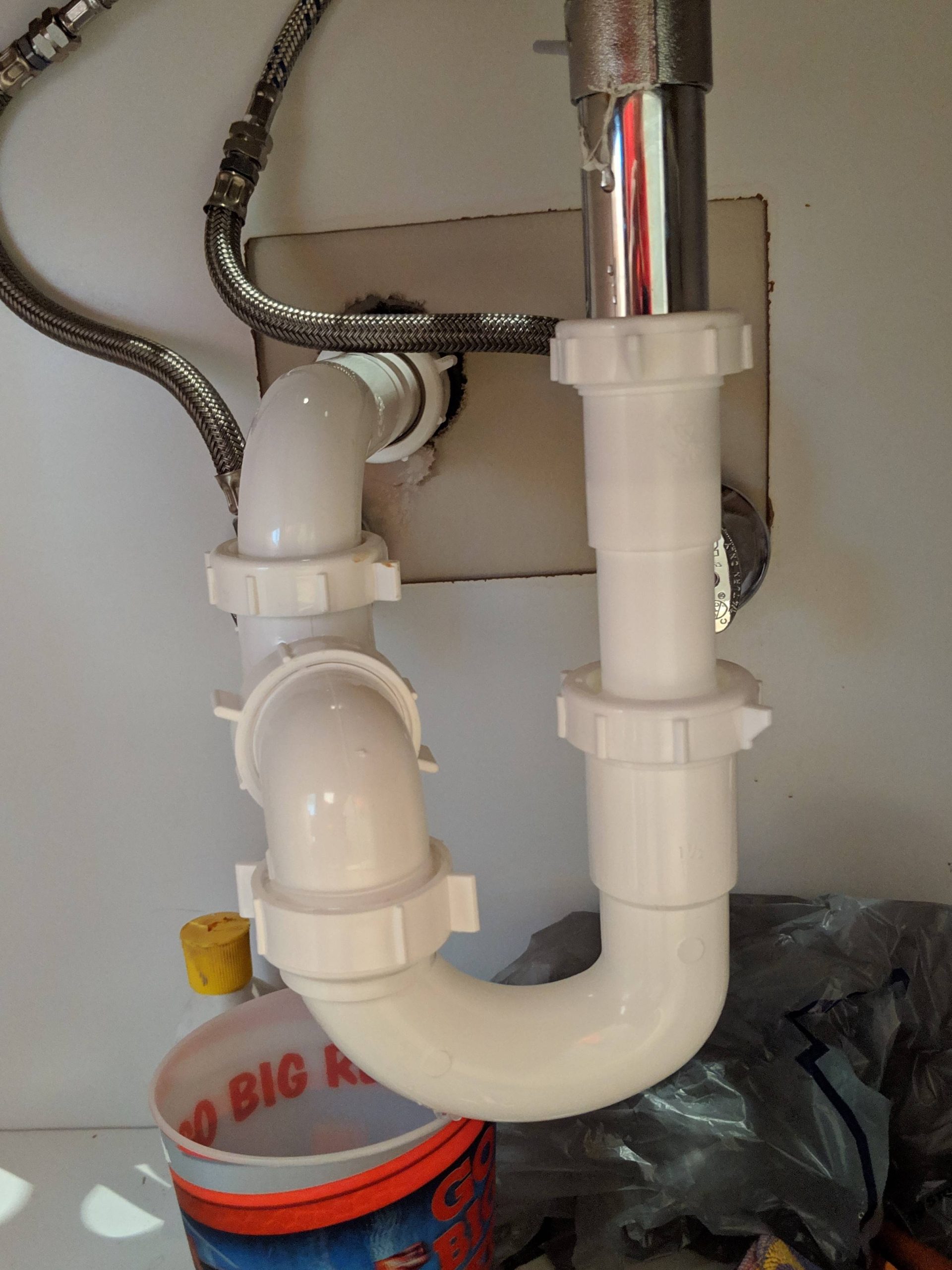 Why Does My Sink Gurgle When Washing Machine Drains? [DIY Fix in 33